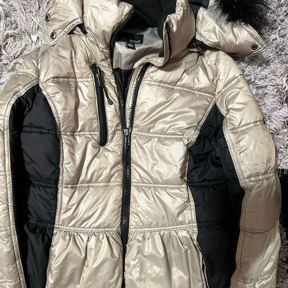 a.n.a Metallic Beige and Black Puffer Jacket - Picture 6 of 10
